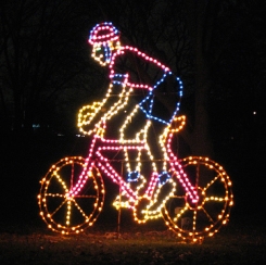 La nuit, à vélo, comment rendre mon enfant bien visible ?