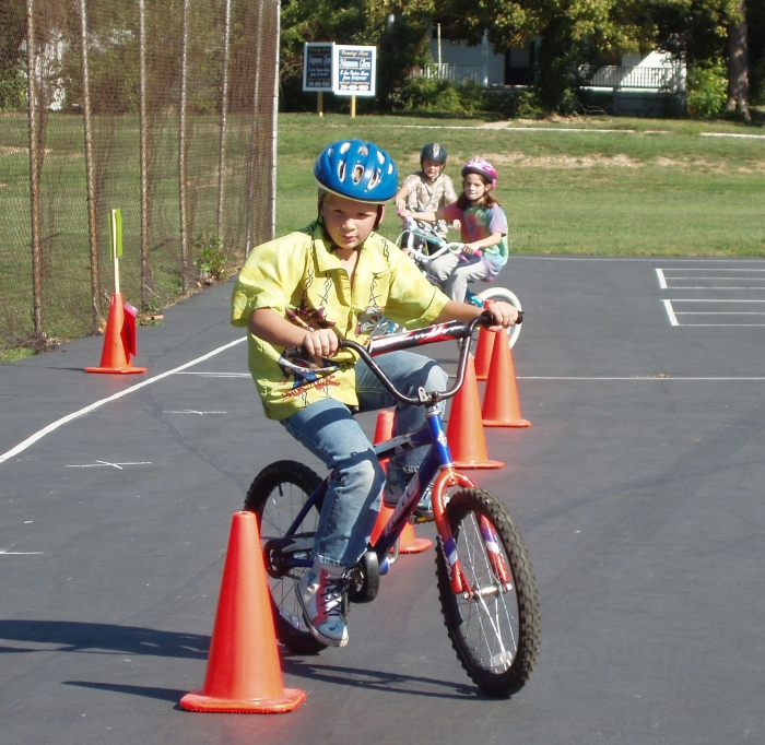 5 exercices à pratiquer à vélo avec son enfant